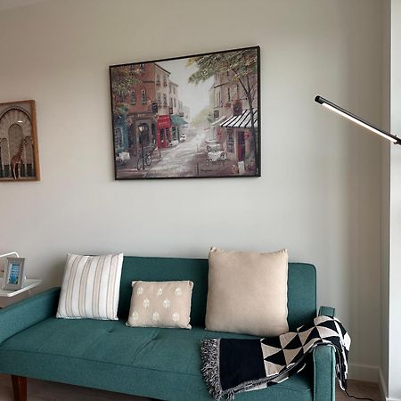 Gorgeous Place In Downtown Rmd Richmond Bagian luar foto